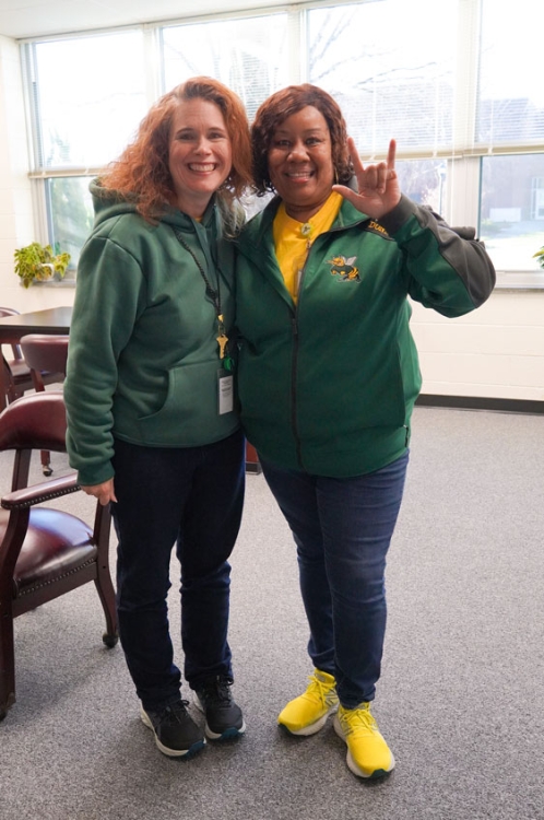 Spirit Week: Green & Gold Day