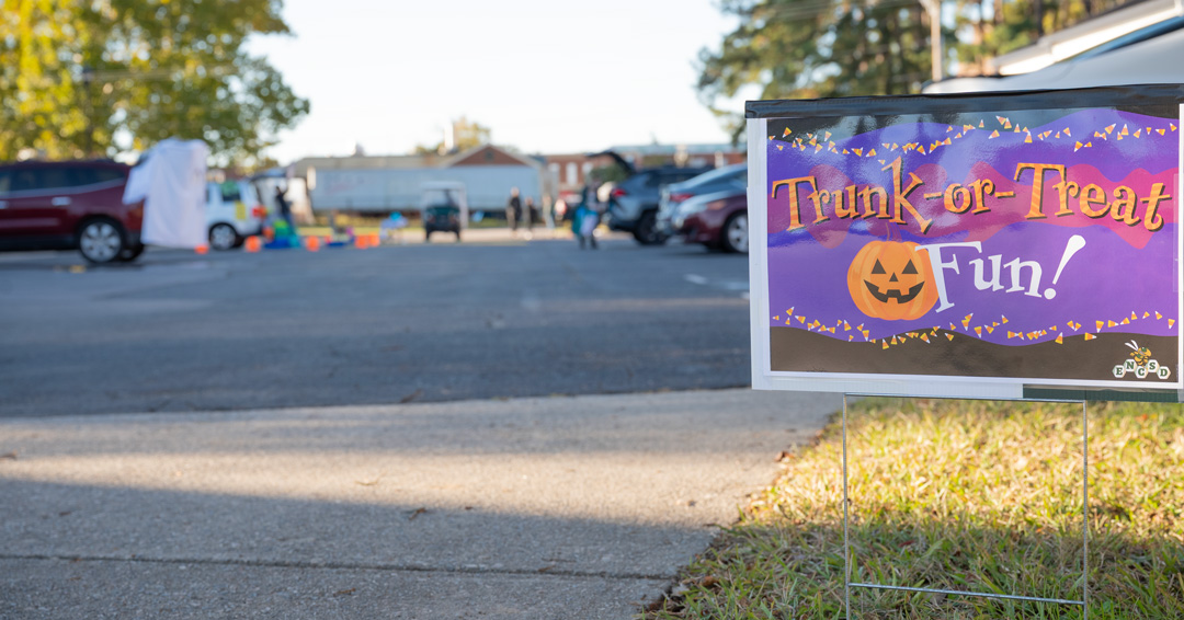 Trunk-or-Treat trunk