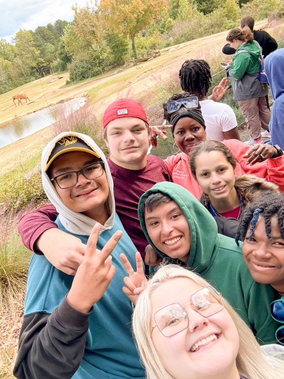 high school trip to zoo